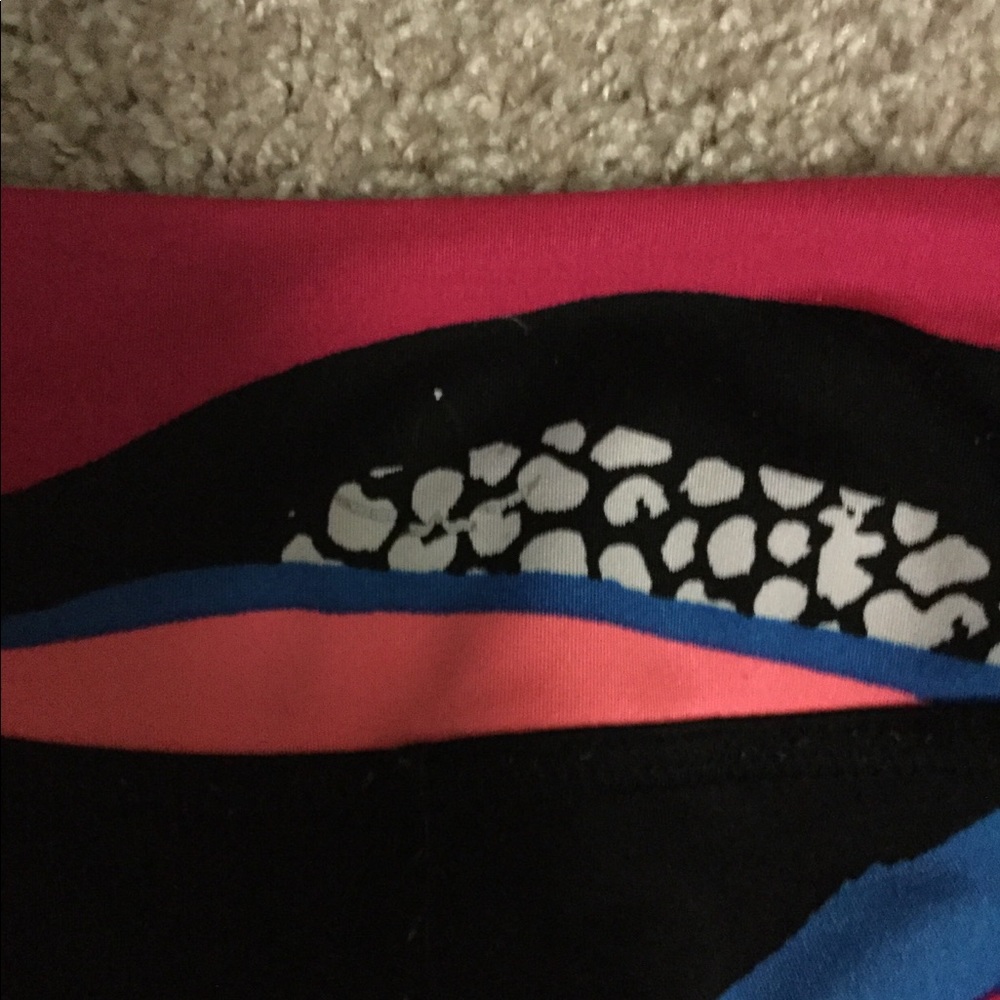 Patterned Leggings - Picture 7 of 8